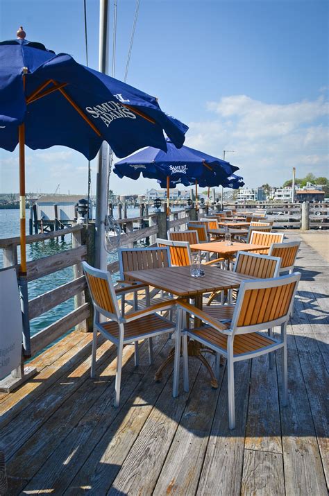waterfront dining in stonington ct  4